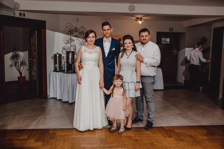 Aga i Artur Reportaż | Wiwenda | Bochnia - Połom Duży 839 oryginalny plener ślubny, Połom Duży, Sesja, sesja ślubna, sesja w szklarni, wedding session, wesele, Wiwenda, zdjęcia ślubne