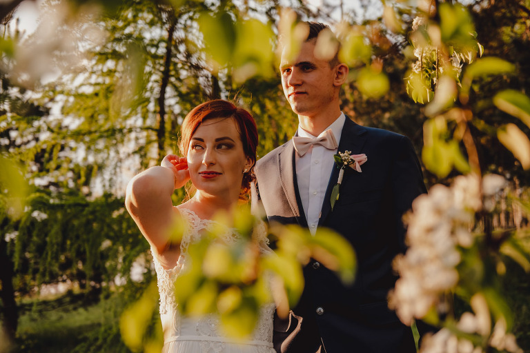 Aga i Artur Reportaż | Wiwenda | Bochnia - Połom Duży 933 oryginalny plener ślubny, Połom Duży, Sesja, sesja ślubna, sesja w szklarni, wedding session, wesele, Wiwenda, zdjęcia ślubne