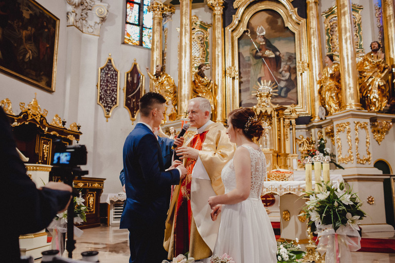 Aga i Artur Reportaż | Wiwenda | Bochnia - Połom Duży 743 oryginalny plener ślubny, Połom Duży, Sesja, sesja ślubna, sesja w szklarni, wedding session, wesele, Wiwenda, zdjęcia ślubne