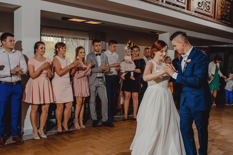 Aga i Artur Reportaż | Wiwenda | Bochnia - Połom Duży 811 oryginalny plener ślubny, Połom Duży, Sesja, sesja ślubna, sesja w szklarni, wedding session, wesele, Wiwenda, zdjęcia ślubne