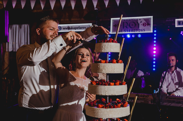 Andżelina i Rafał - Reportaż | Sesja Góry Adrspach 195 Chata Gieda Gdów, fotografia ślubna bochnia, fotografia ślubna kraków, Góry Adrspach, oryginalny plener ślubny, plener ślubny, Sesja Góry Adrspach, Sesja skalne miasto, Sesja w górach, zdjęcia ślubne