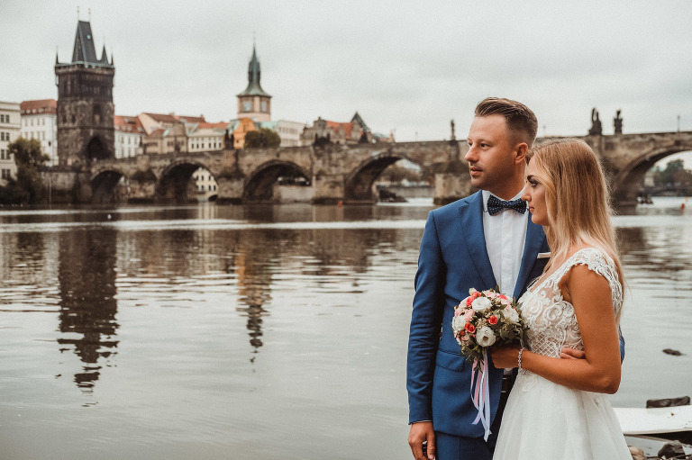 Monika i Rafał - Sesja ślubna w Pradze 51 fotografia ślubna bochnia, fotografia ślubna kraków, oryginalny plener ślubny, plener ślubny, Praga, Robert Bereta, Sesja, sesja ślubna, Sesja ślubna w Pradze, sesja ślubna zagraniczna, zdjęcia rustykalne