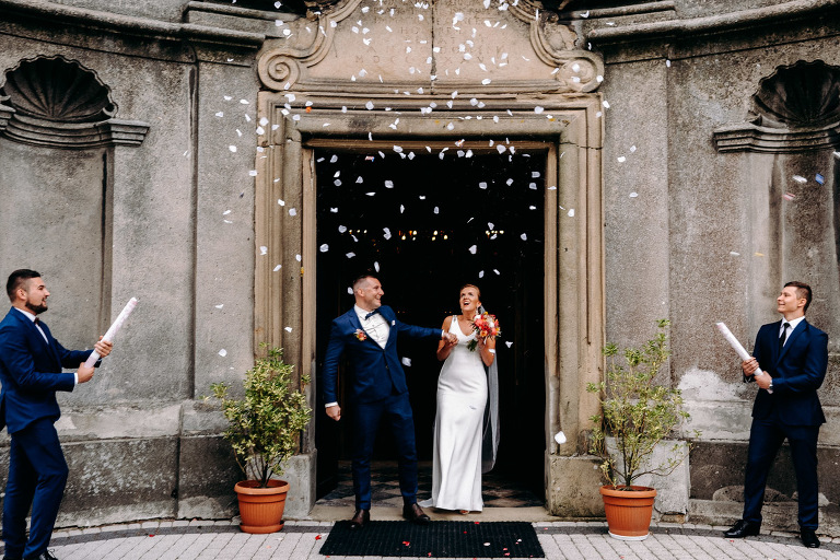 Maria i Michael - Reportaż Ślubny w Pałacu Minoga - Ślub Polsko - Angielski 133 fotograf ślubny Kraków, Fotograf śluby Warszawa, fotografia ślubna bochnia, fotografia ślubna kraków, oryginalny plener ślubny, Pałac Minoga, Pałac za Krakowem, plener ślubny, Ślub Polsko - Angielski, wedding session, wesele, Wesele za Krakowem, zdjęcia ślubne