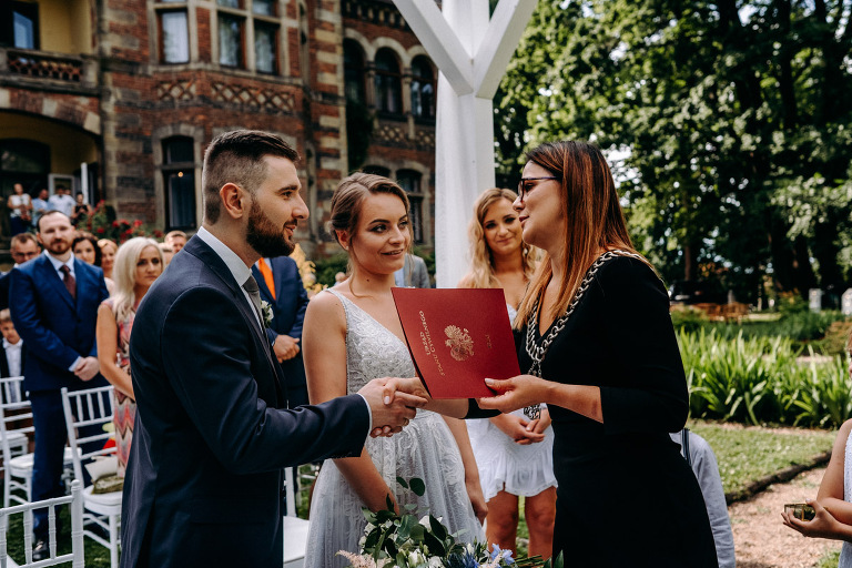 Ania i Sebastian - Ślub w Pałacu Żeleńskich 100 Dj na wesele, fotograf ślubny Kraków, fotografia ślubna bochnia, fotografia ślubna kraków, Pałac na wesele, Pałac Żeleńskich, plener ślubny, Sala ślubna, Sala ślubna pod Krakowem, sesja ślubna zagraniczna, Sesja w górach, Ślub pod Krakowem, Wesele w Pałacu Żeleńskich, zdjęcia ślubne