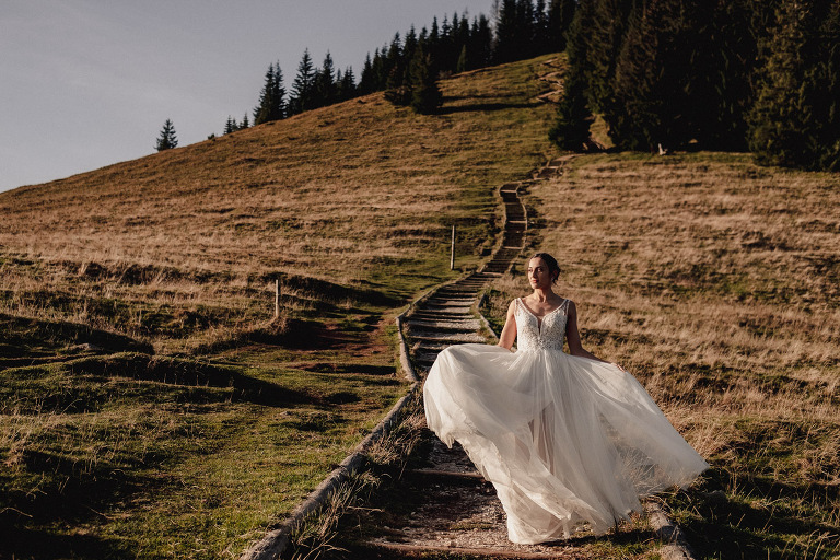 Najlepsze zdjęcia ślubne 2020  198 Babie Lato Gdów, Bieszczady, Boho, Dworek Kącki, Fotograf ślubny, fotograf ślubny Kraków, Fotograf śluby Warszawa, fotografia ślubna bochnia, fotografia ślubna kraków, Gospoda Pod Kamieniem, oryginalny plener ślubny, Panorama Nowy Wiśnicz, Pałac Żeleńskich, plener ślubny, Robert Bereta, Sala weselna Limanowa, Sale Weselne Bochnia, Sale weselne Kraków, Sesja, Sesja Góry Adrspach, sesja ślubna, sesja ślubna w Bieszczadach, sesja ślubna zagraniczna, Sesja w górach, Sesja w stodole, sesja w szklarni, sesja w tatrach, wedding session, wesele, Wiwenda Połom Duży, Zacisze Gnojnik, zdjęcia rustykalne, zdjęcia ślubne