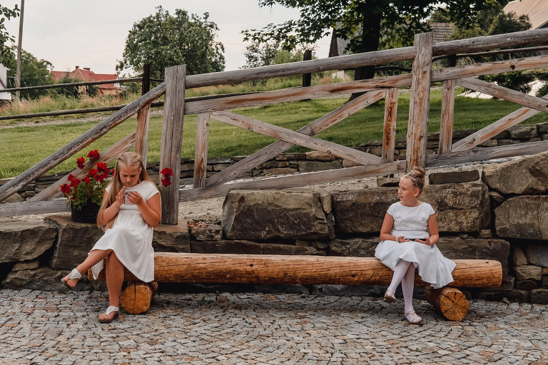 Najlepsze zdjęcia ślubne 2020  498 Babie Lato Gdów, Bieszczady, Boho, Dworek Kącki, Fotograf ślubny, fotograf ślubny Kraków, Fotograf śluby Warszawa, fotografia ślubna bochnia, fotografia ślubna kraków, Gospoda Pod Kamieniem, oryginalny plener ślubny, Panorama Nowy Wiśnicz, Pałac Żeleńskich, plener ślubny, Robert Bereta, Sala weselna Limanowa, Sale Weselne Bochnia, Sale weselne Kraków, Sesja, Sesja Góry Adrspach, sesja ślubna, sesja ślubna w Bieszczadach, sesja ślubna zagraniczna, Sesja w górach, Sesja w stodole, sesja w szklarni, sesja w tatrach, wedding session, wesele, Wiwenda Połom Duży, Zacisze Gnojnik, zdjęcia rustykalne, zdjęcia ślubne