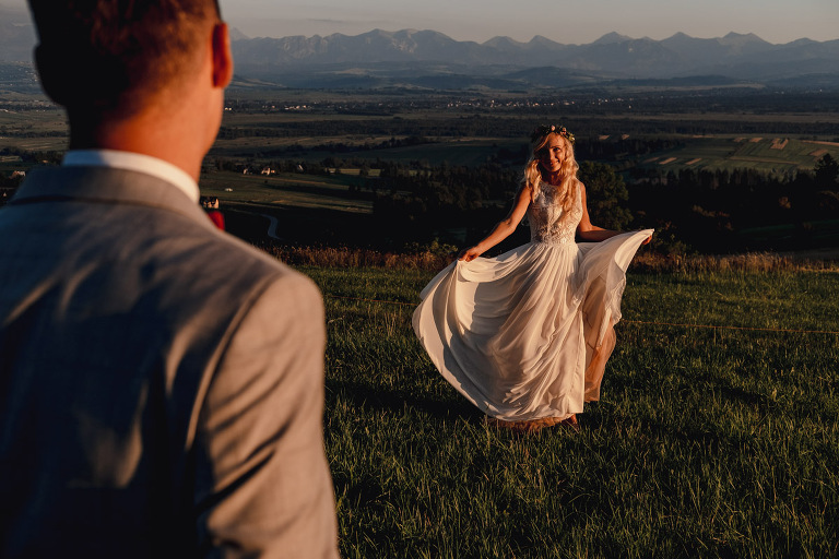 Najlepsze zdjęcia ślubne 2020  194 Babie Lato Gdów, Bieszczady, Boho, Dworek Kącki, Fotograf ślubny, fotograf ślubny Kraków, Fotograf śluby Warszawa, fotografia ślubna bochnia, fotografia ślubna kraków, Gospoda Pod Kamieniem, oryginalny plener ślubny, Panorama Nowy Wiśnicz, Pałac Żeleńskich, plener ślubny, Robert Bereta, Sala weselna Limanowa, Sale Weselne Bochnia, Sale weselne Kraków, Sesja, Sesja Góry Adrspach, sesja ślubna, sesja ślubna w Bieszczadach, sesja ślubna zagraniczna, Sesja w górach, Sesja w stodole, sesja w szklarni, sesja w tatrach, wedding session, wesele, Wiwenda Połom Duży, Zacisze Gnojnik, zdjęcia rustykalne, zdjęcia ślubne